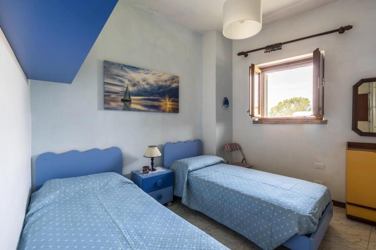 Casa Bea Marinella Apartment Маринела ди Сарцана Екстериор снимка